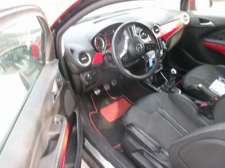 Schadeauto Opel Adam 1.2 Glam 2019/8