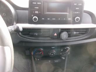 Kia Picanto 1.0  Easy - Airco picture 22