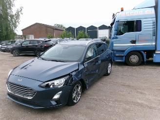 Schadeauto Ford Focus 1.5 Tdci  Break Cool & Connect 2019/12