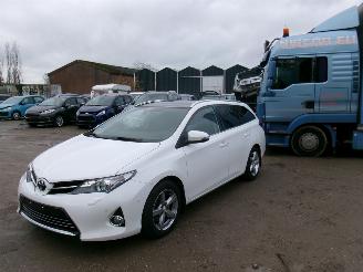  Toyota Auris Touring Sports 2.0 D4D  Touring Sports 2013/9