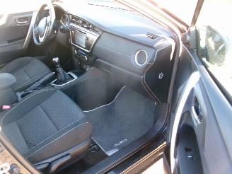 Toyota Auris 1.4   D4D Dynamic 5 Drs HB picture 24