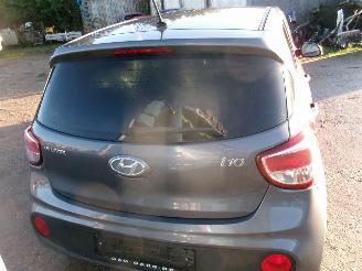Hyundai I-10 1.0 Sky picture 14
