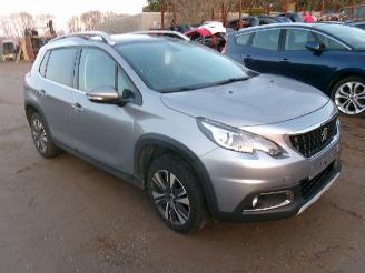 Peugeot 2008 1.2 Allure picture 2