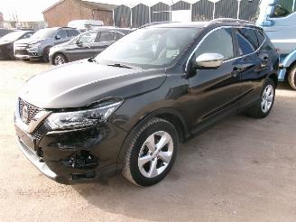 Nissan Qashqai 1.2 Tekna picture 2