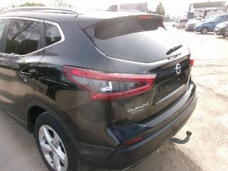 Nissan Qashqai 1.2 Tekna picture 15