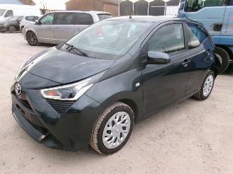 Toyota Aygo 1.0 Aygo X - 5 Drs picture 2