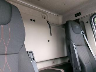 DAF LF 210 LF 210 FA - Transport Machines-Cars-Caravan picture 22