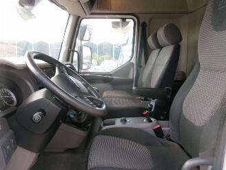 DAF LF 180 LF 180 FA -  Transporter- Machines-Autos-caravans  - Slaapcabine picture 18