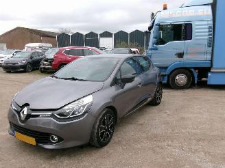 begagnad bil auto Renault Clio 0.9 Comfort 5 Drs 2014/10