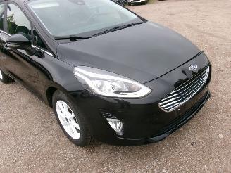 Ford Fiesta 1.0 Titanium picture 12