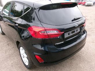 Ford Fiesta 1.0 Titanium picture 15