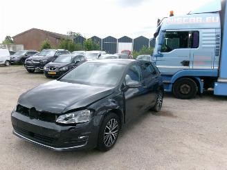 Unfallwagen Volkswagen Golf 1.2 -5 Drs Allstar 2016/3