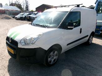 Fiat Doblo 1248 CC - 55 KW Bestelwagen picture 2