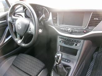 Opel Astra 1.5 D Innovation 5 Drs HB picture 20