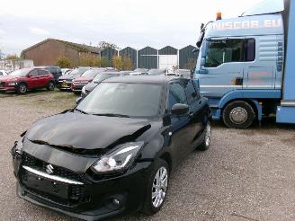 Unfallwagen Suzuki Swift 1.2 Comfort Hybride 2021/9