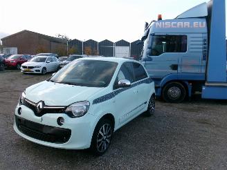 skadebil auto Renault Twingo 0.9 La Parisienne 2019/6