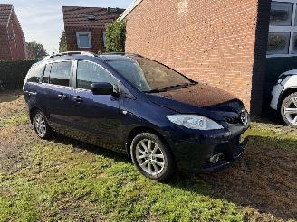Tweedehands auto Mazda 5 Automaat Aangepast met Stuurbediening 2.0 Katano vaste prijs 2010/8