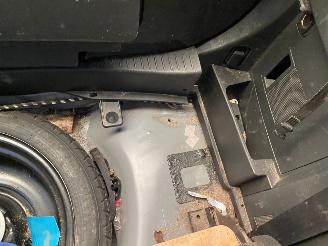 Mazda 5 Automaat Aangepast met Stuurbediening 2.0 Katano vaste prijs picture 22