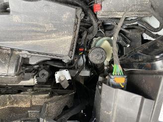 Opel Vivaro Automaat 2.0 BlueHDi 145 S&S WB328 picture 30