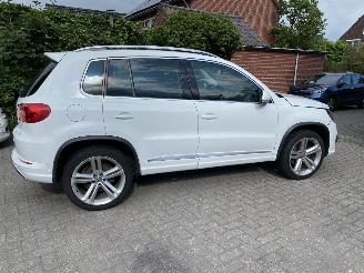 Volkswagen Tiguan 4Motion 1.4 TSi Sport&Style R-line Edition.pano/leer picture 2