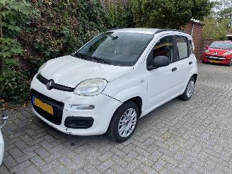 uszkodzony samochody osobowe Fiat Panda 0.9 TwinAir Easy 2012/10