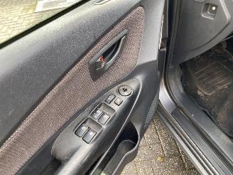 Hyundai Tucson 2.0i Dynamic version Van/Grijs kenteken picture 21