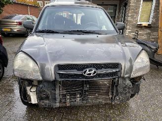 Hyundai Tucson 2.0i Dynamic version Van/Grijs kenteken picture 12