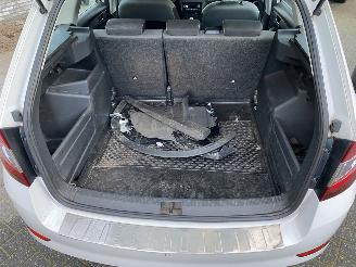 Skoda Fabia Auto is gereserveerd 1.0 TSi Combi 70 KW picture 28