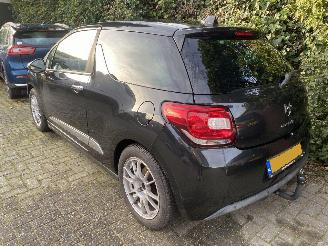 Citroën DS3 e-HDI 1.6 So Chic picture 8