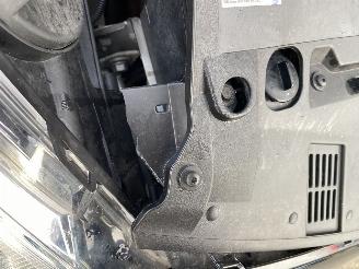 Renault Clio 0.9 TCe Limited gereserveerd picture 22