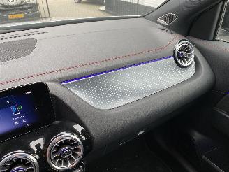 Mercedes EQA 250+ AMG Line Pano Limited 71 KWh picture 11