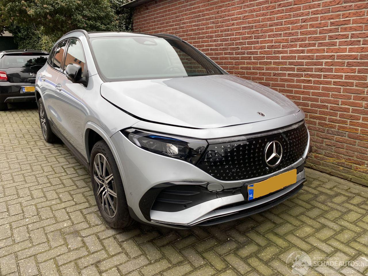 Mercedes EQA 250+ AMG Line Pano Limited 71 KWh