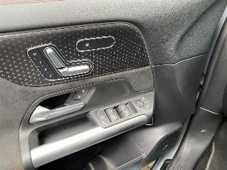 Mercedes EQA 250+ AMG Line Pano Limited 71 KWh picture 13