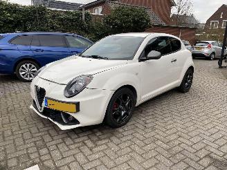 krockskadad bil auto Alfa Romeo MiTo 0.9 TwinAir Eco Super 71485km Vaste Prijs. 2017/3