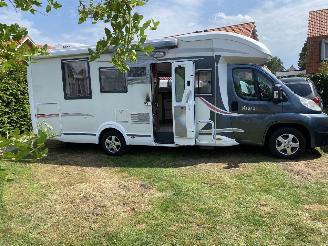 Challenger  Challeger Mageo 118EB/119 Queensbed en hefbed picture 2