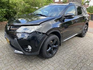Vaurioauto  passenger cars Toyota Rav-4 2.2D Style 4WD Vaste Prijs! 2014/4
