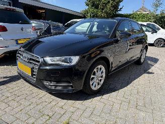 Audi A3 Automaat SPORTBACK 1.2 TFSI Attraction 5drs vaste prijs picture 5