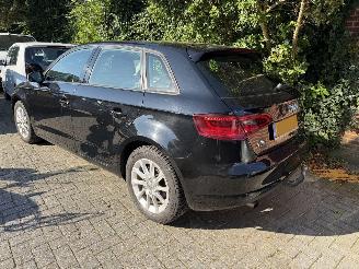 Audi A3 Automaat SPORTBACK 1.2 TFSI Attraction 5drs vaste prijs picture 4