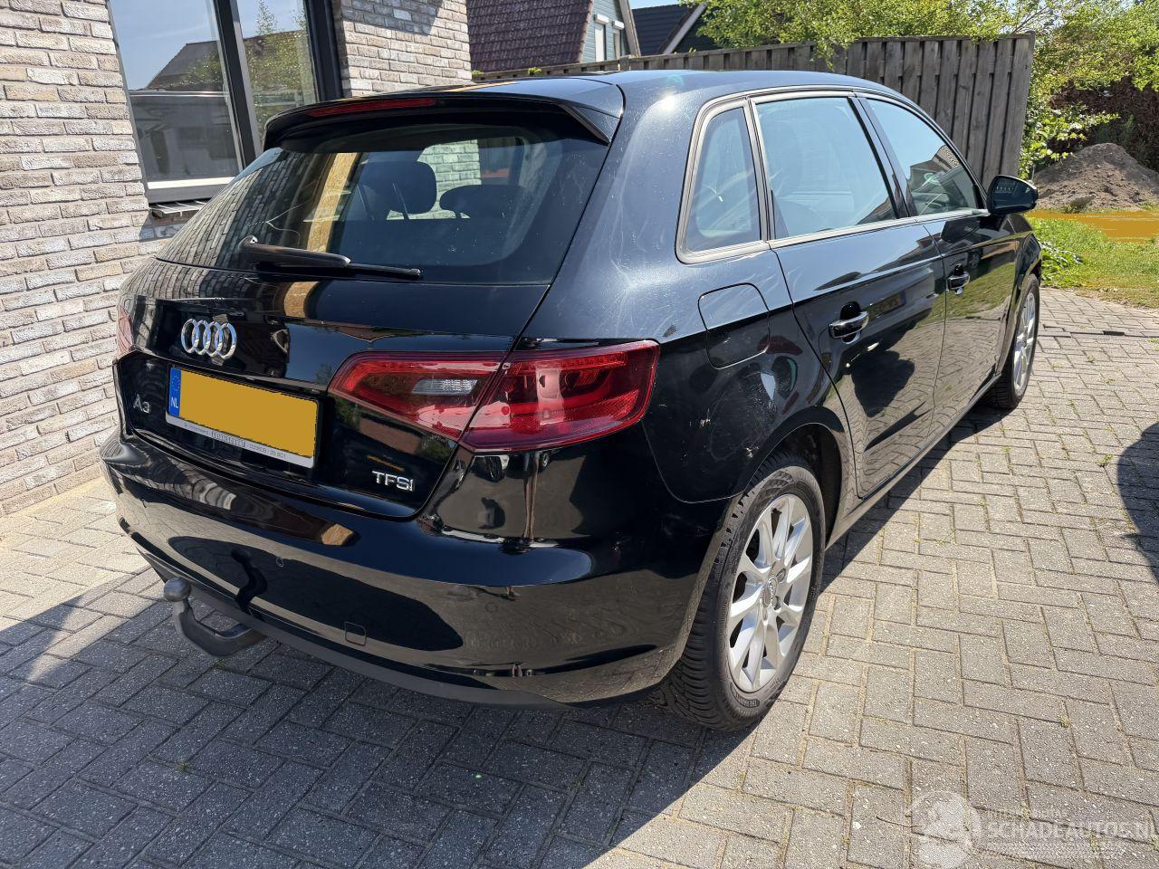 Audi A3 Automaat SPORTBACK 1.2 TFSI Attraction 5drs vaste prijs