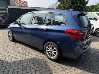 krockskadad bil auto BMW 2-serie Automaat 218i Gran-Tourer  5 persoons 2021/11