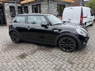 Mini Cooper Automaat 1.5 Chilli/Mary-Lebone Vaste prijs picture 12