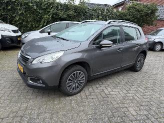 škoda osobní automobily Peugeot 2008 Automaat 1.2 PureTech Blue Lion 2016/4