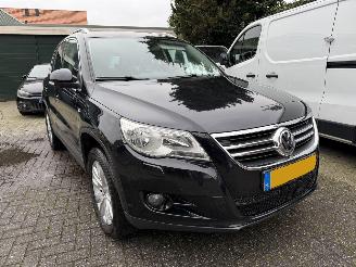 krockskadad bil auto Volkswagen Tiguan 1.4 TSi Sport&Style Pano bron finnic Motorschade 2011/7