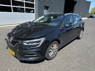 krockskadad bil auto Renault Mégane  2021/1