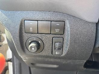 Citroën Berlingo 1.6 Hdi 90 Phase 2 Bestel  Diesel 1.560cc 66kW (90pk) FWD picture 12