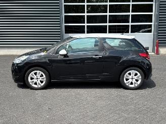 Citroën DS3 1.4 16V VTi Hatchback  Benzine 1.397cc 70kW (95pk) FWD picture 2
