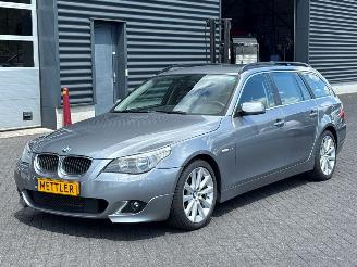krockskadad bil auto BMW 5-serie 523i 24V Combi/o  Benzine 2.497cc 130kW (177pk) RWD 2005/4