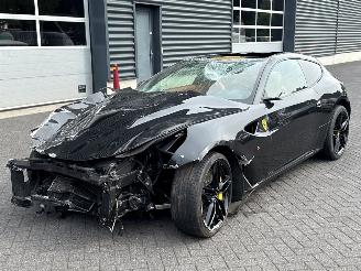 Voiture accidenté Ferrari FF 6.3 V12 HELE, Keramisch, lift 2013/4