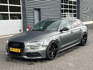 krockskadad bil auto Audi S6 Avant 4.0 TFSI S6 quattro, camera, navigatie, akrapovic, bang & olufsen 2013/3