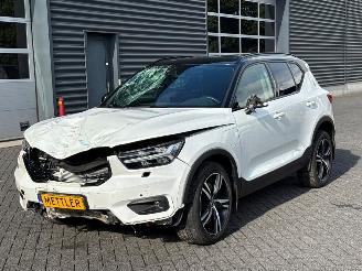 skadebil auto Volvo XC40 Volvo XC40 1.5 T4 Recharge R-Design, harman kardon, panoramadak 2021/5